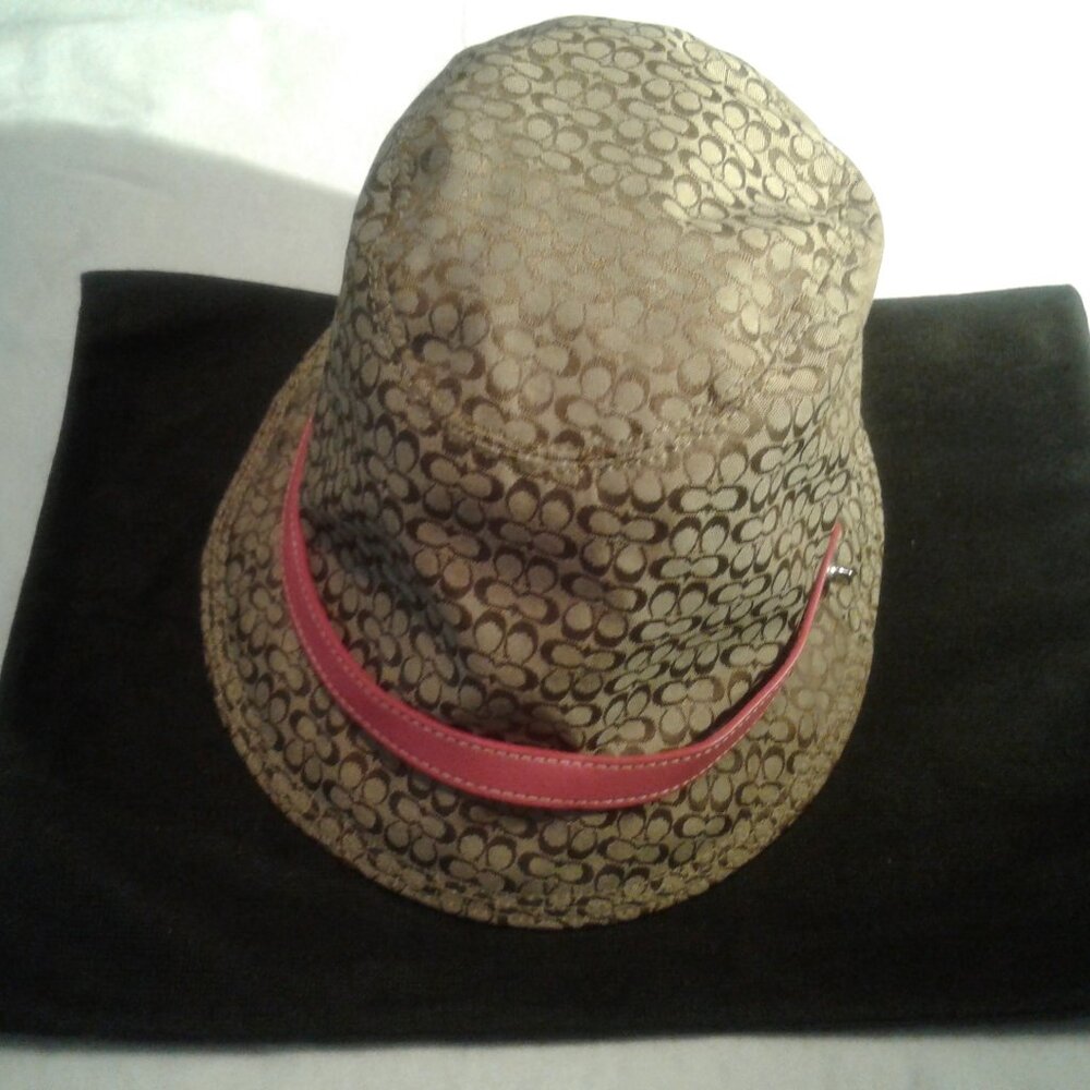 Vintage Coach "CC" Bucket Hat w/Leather Pink Trim and Silver Accent